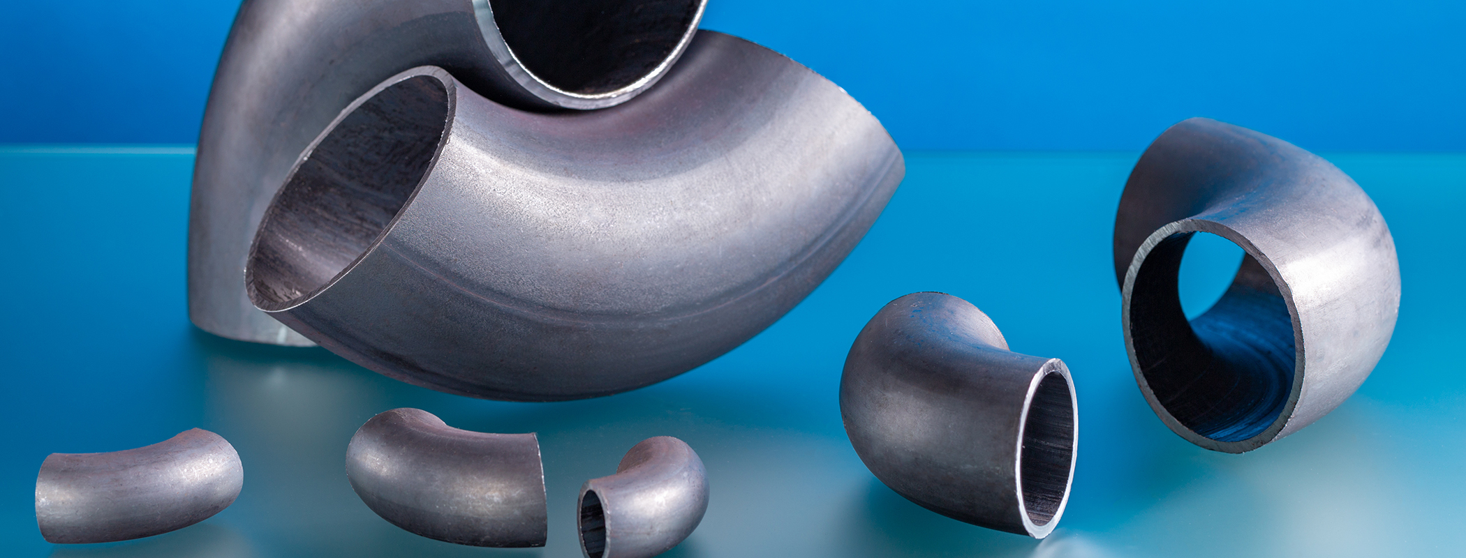 Elbows, set of steel welding fittings.